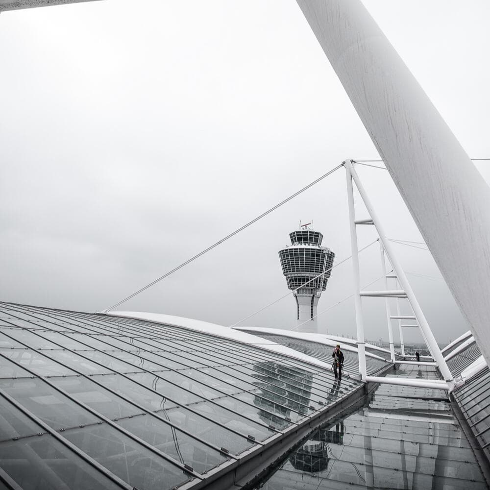 Edelrid — Höhenarbeit, Flughafen München — Fotografie von Simon Graf (3)