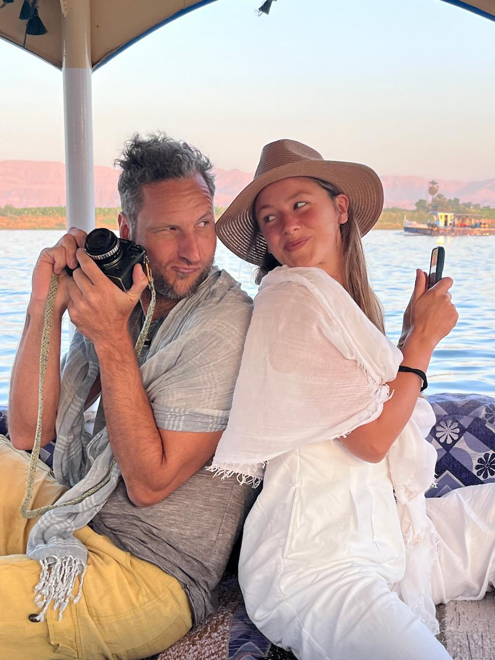 Simon-Lens in action with Marina Inara - Satyata